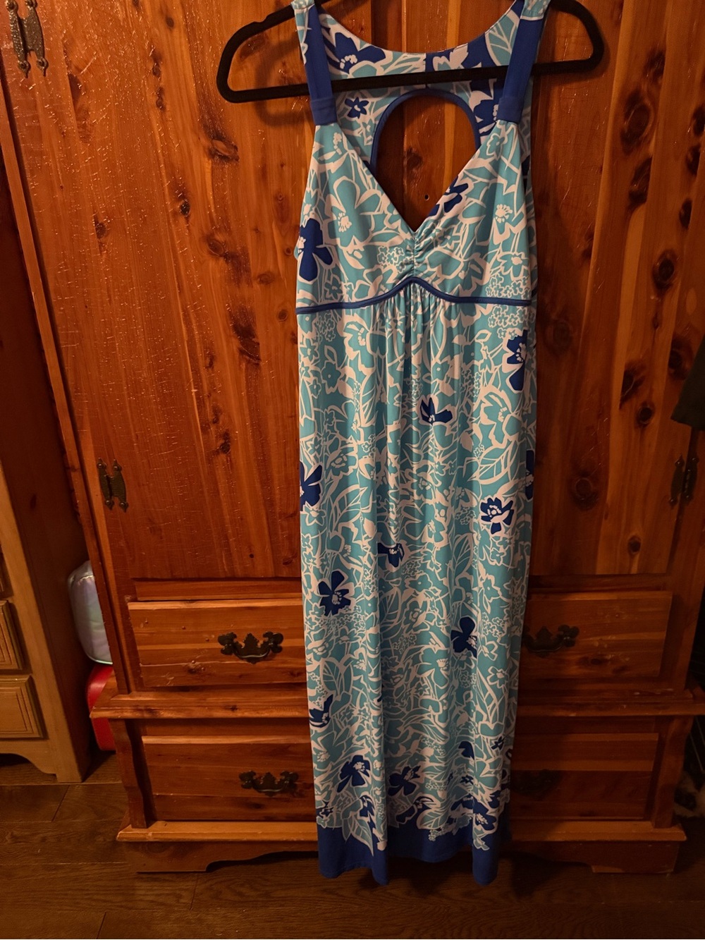 Pre-Owned Size Medium leeveless Blue Floral Maxi Dress